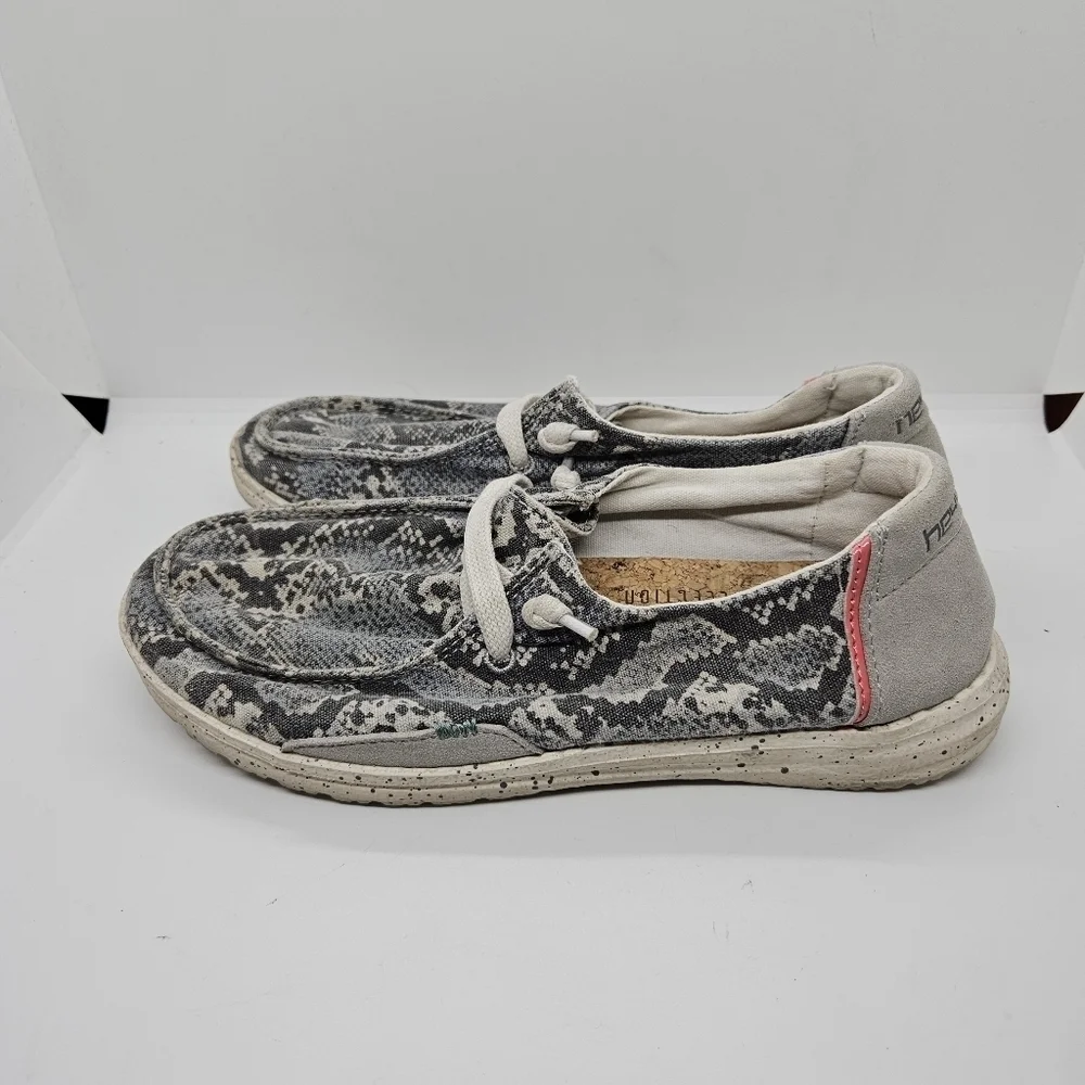 Hey Dude Wendy jungle gray snake print women's 6 or youth 5
